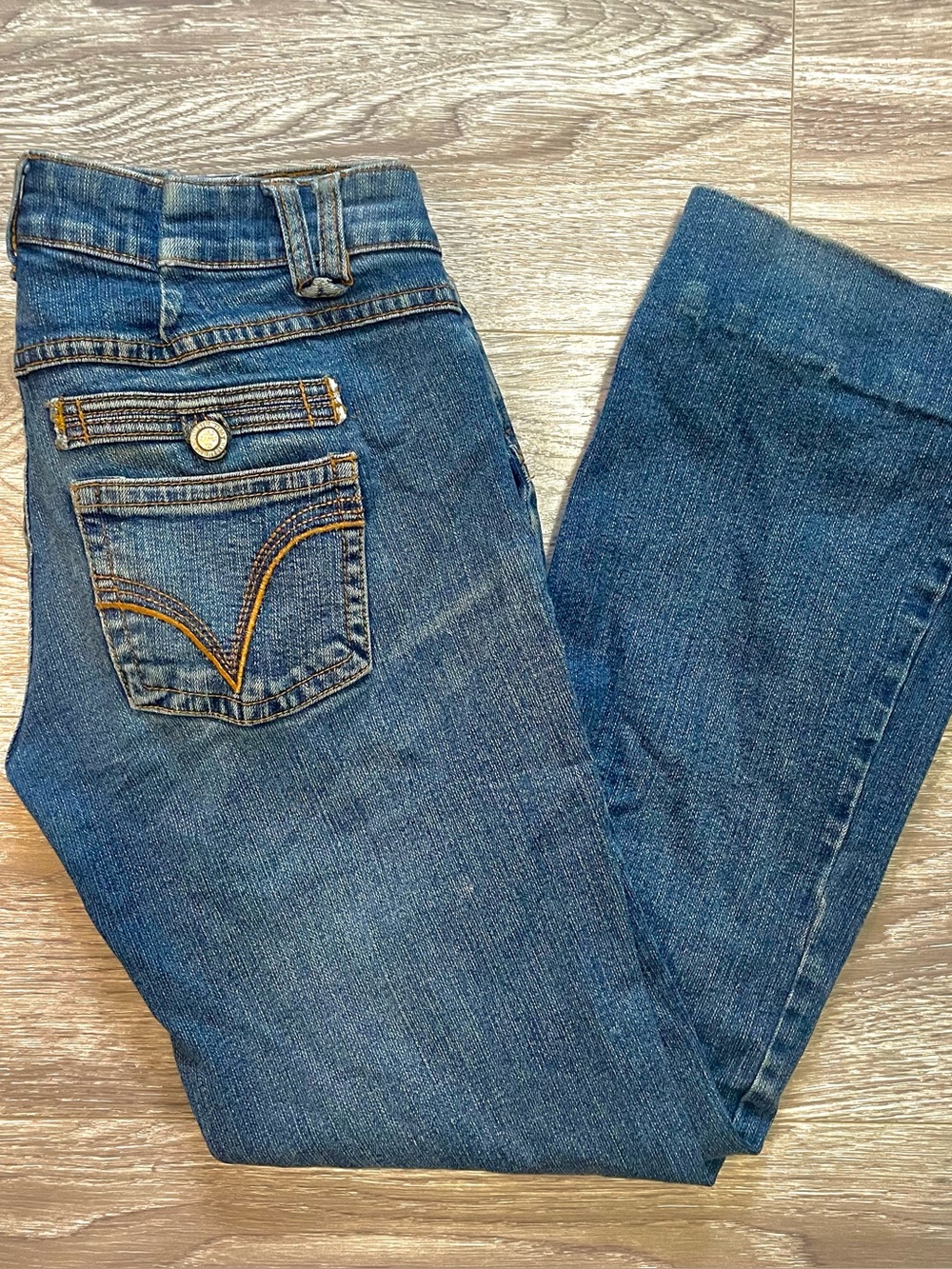BONGO Women's Boot Cut Jeans in Distressed Blue Denim